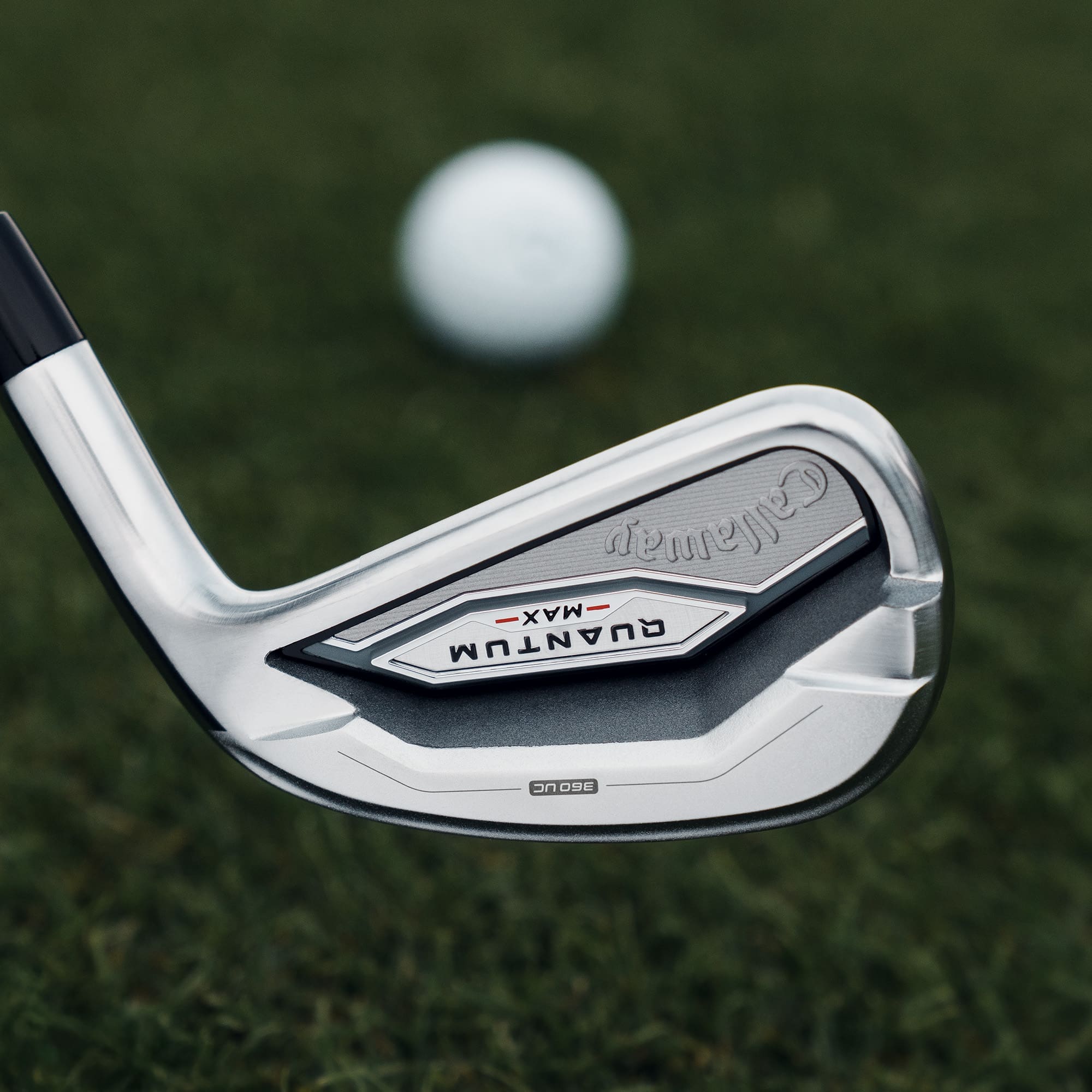 a close look at the callaway quantum max and titleist t350 iron